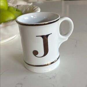 Williams Sonoma Gold Initial J Coffee Mug 17 oz Monogram J